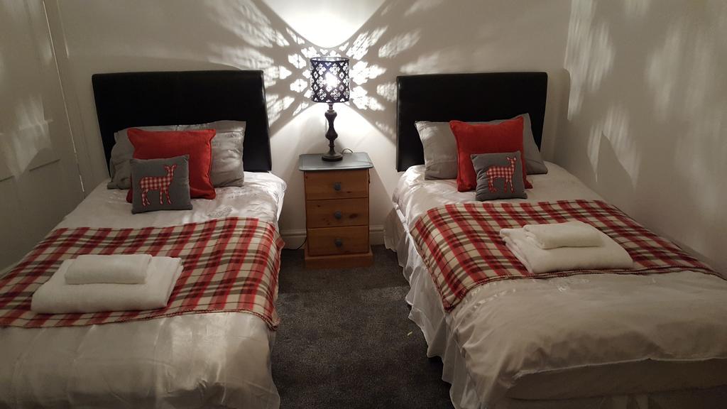 Dursley House Hotel Whitland Esterno foto